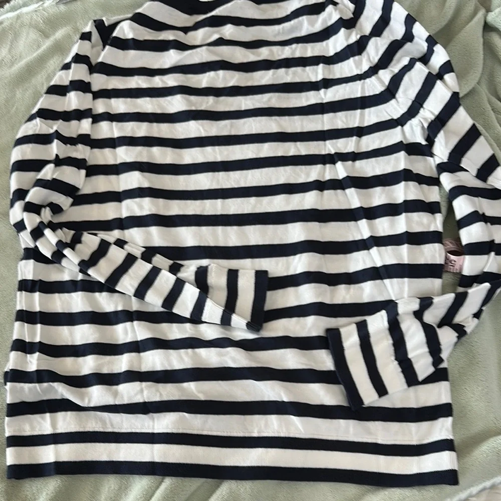 NWT J. Crew Navy/White Long Sleeve V-Neck Sweater Size XL